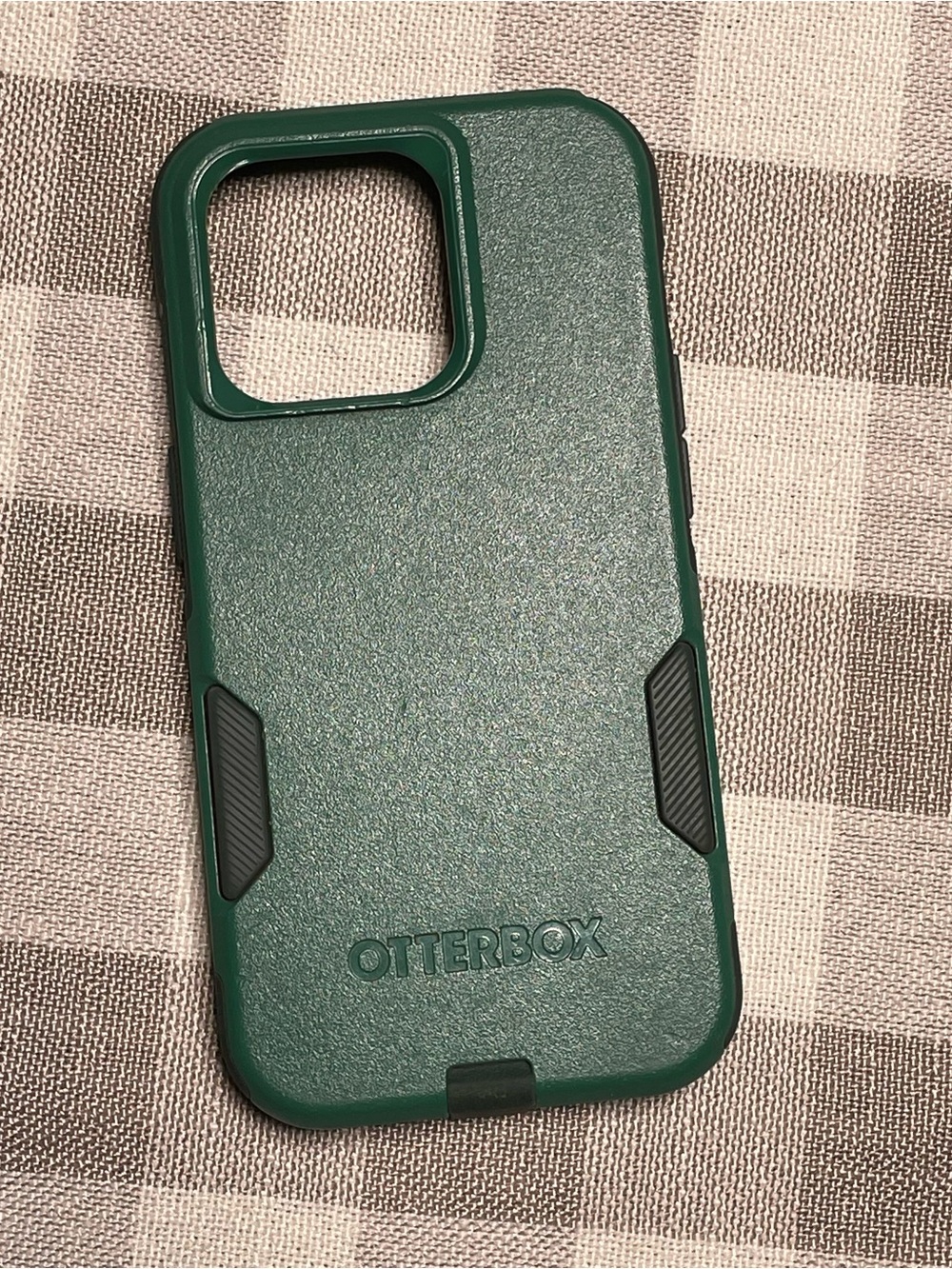iPhone 14 Pro Commuter SeriesOtterBox Protective Phone Case in Deep Forest Green